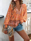 Linda | Chic Floral Summer Blouse