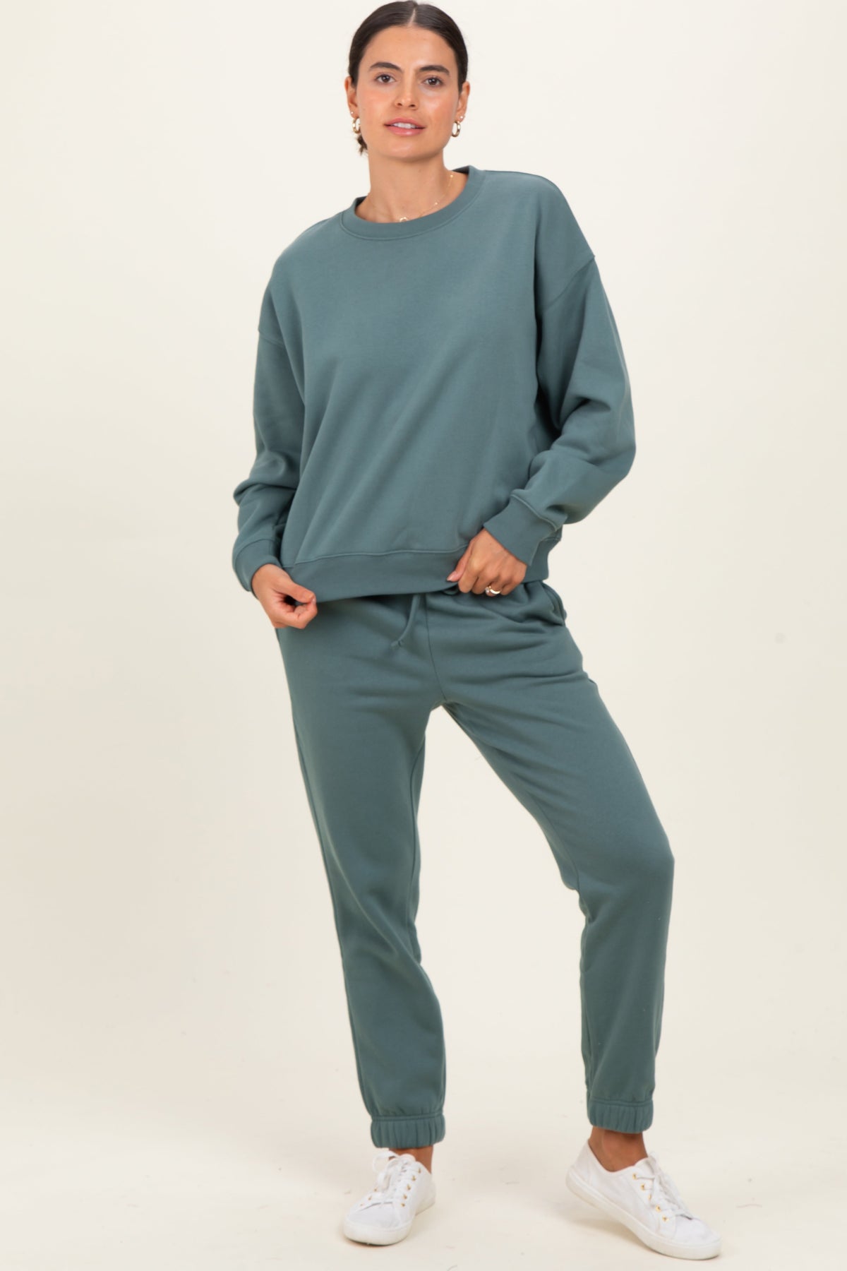 Jade Relaxed-Fit Fleece Pullover & High-Rise Jogger Set
