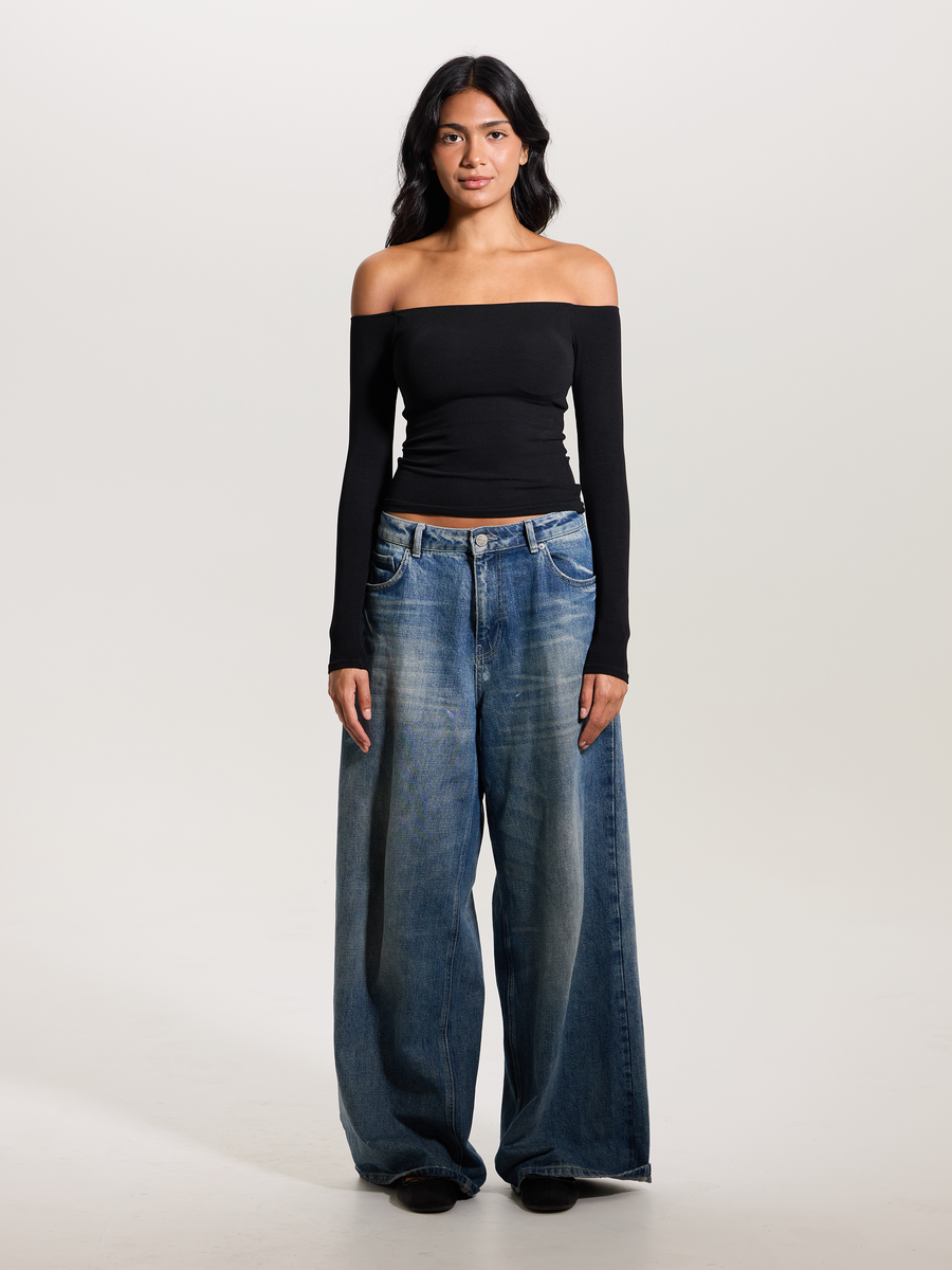 Black Ribbed Off-The-Shoulder Brami Top with Medium Support