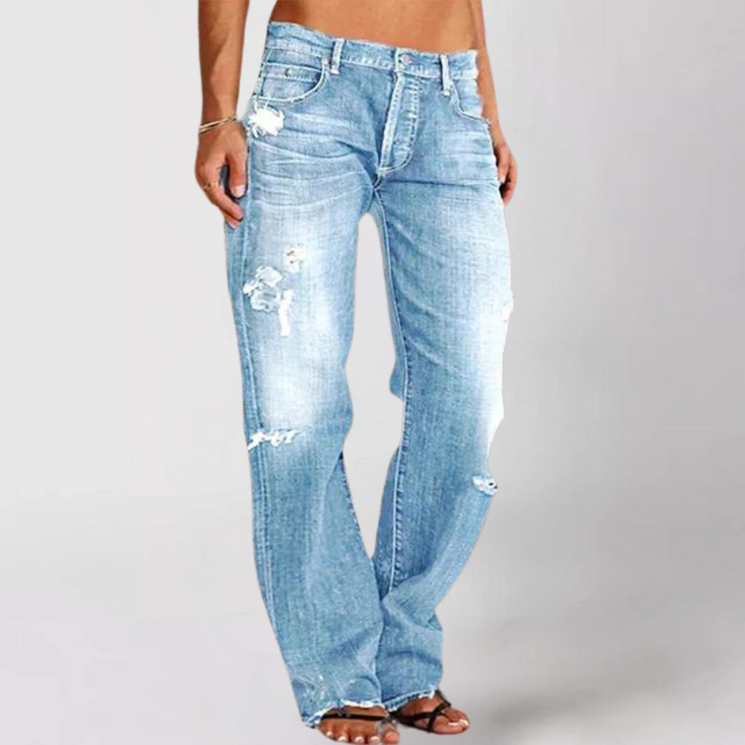 Carol Wide Leg Relaxed Denim Jeans in Dark Blue - styled look