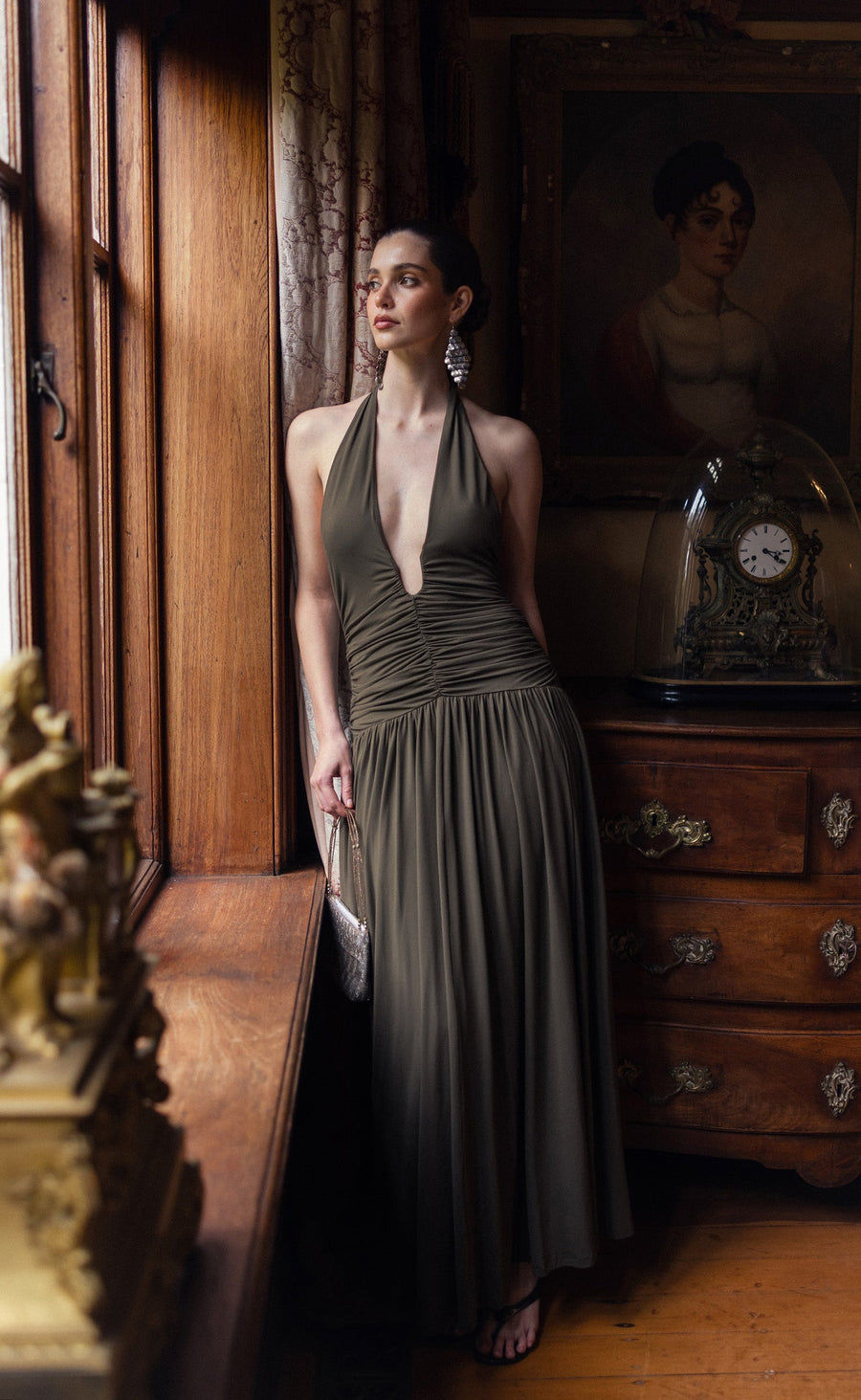 Serein Moss Open-Back Flowy Maxi Dress