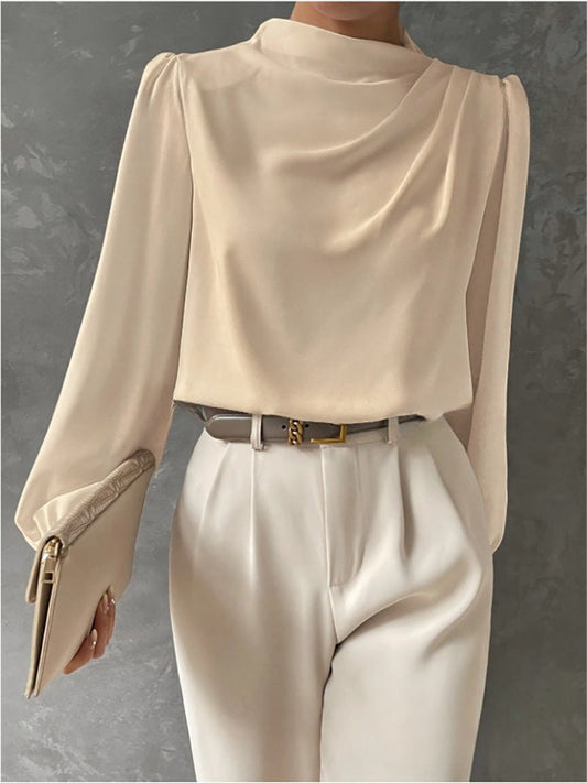 Hera Elegant Relaxed Fit Blouse in Off White - front view