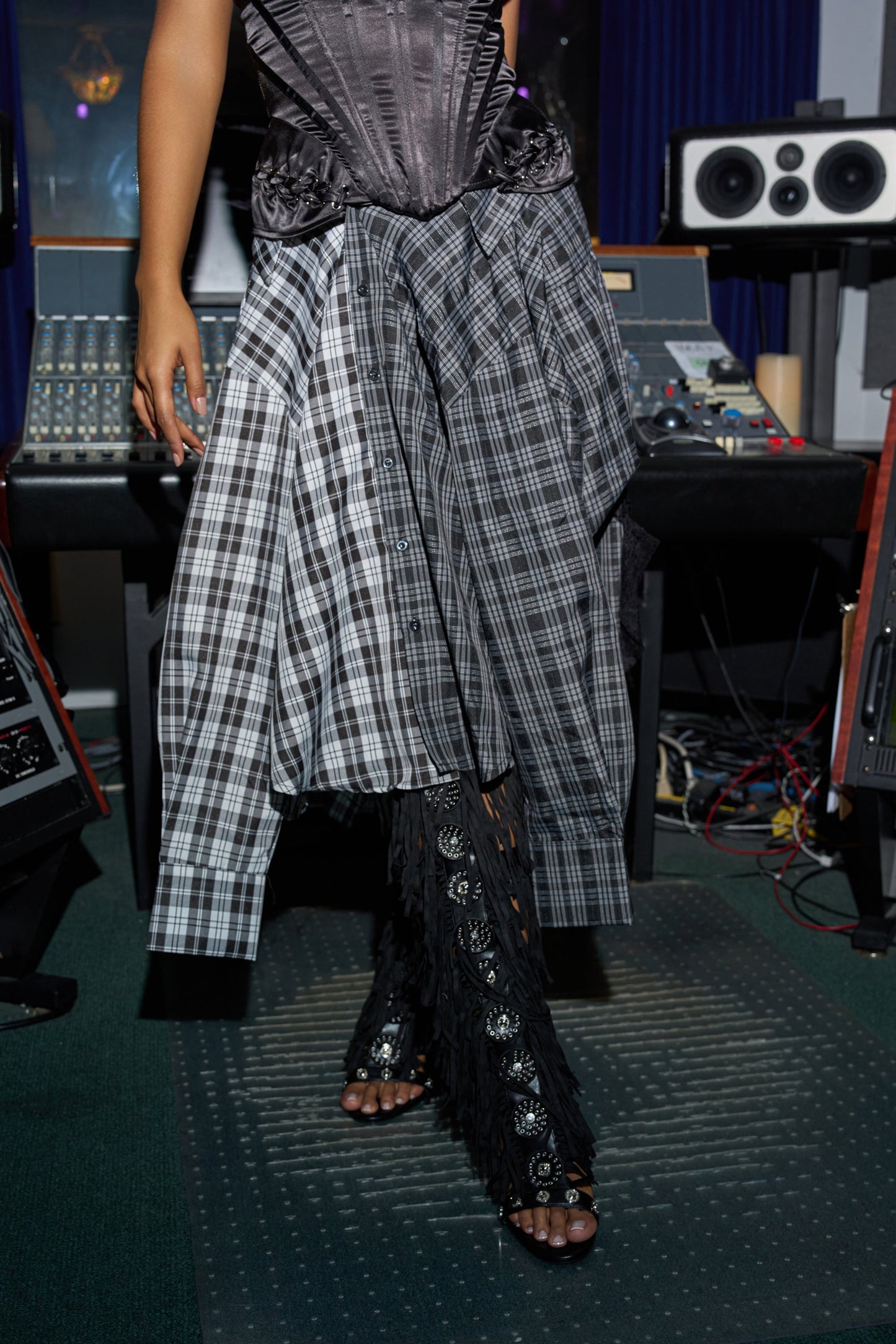 Black-and-White Asymmetrical High-Waist Plaid Midi Skirt