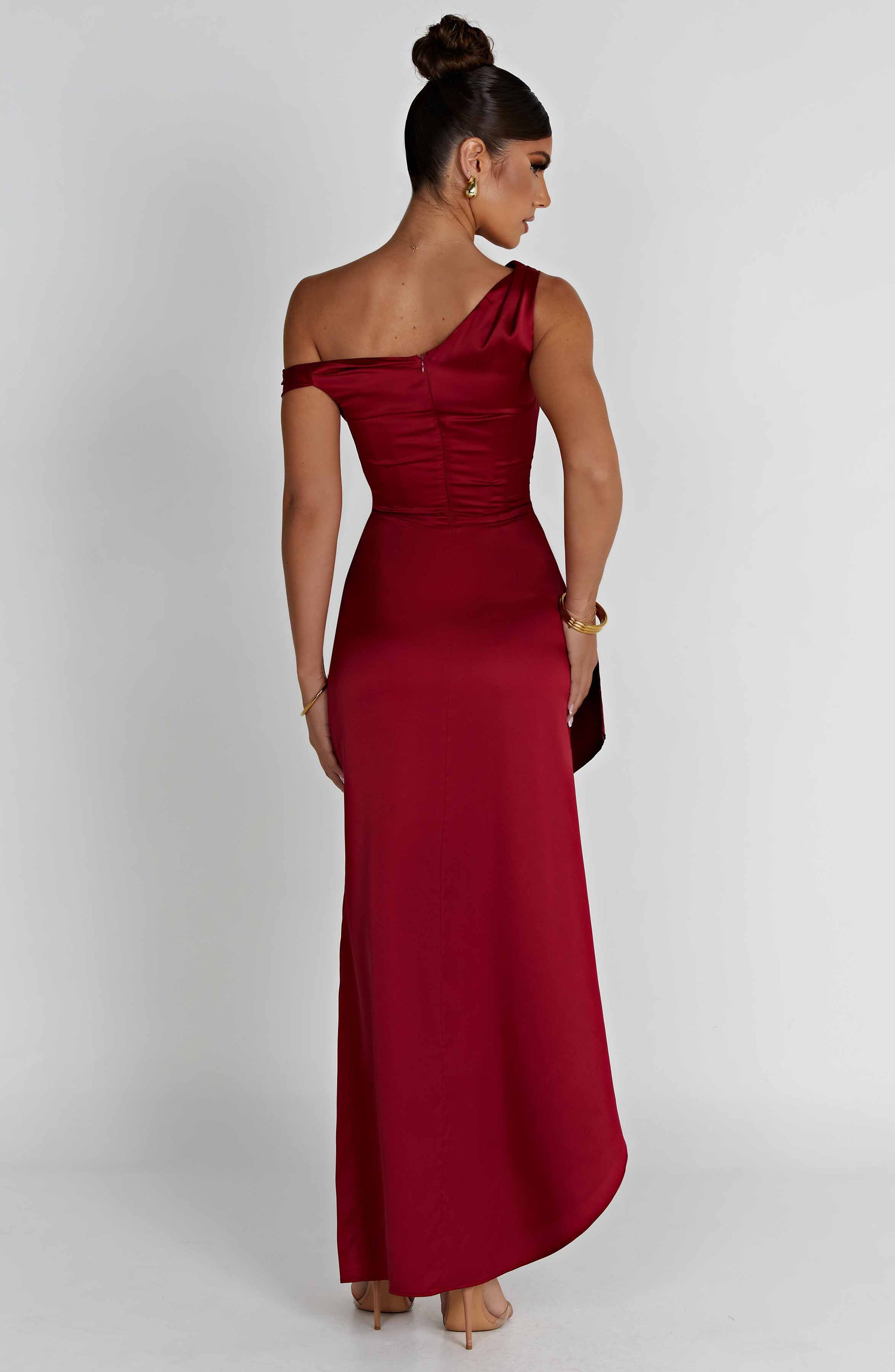 Juliene Wine Colored Maxi Dress in XS - detail view