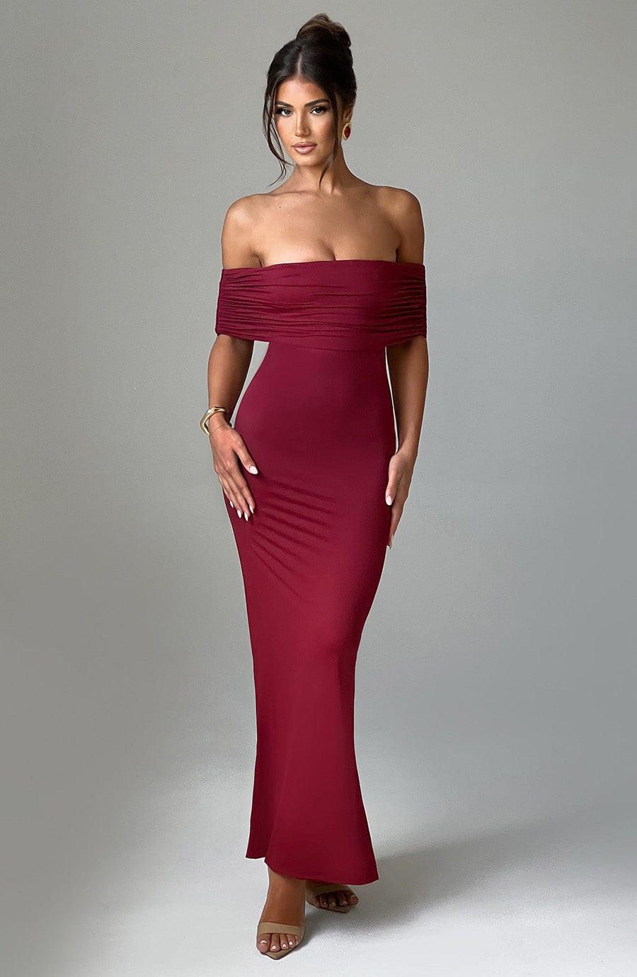 Luvrefashion | Belinda Burgundy Maxi Dress in XS - styled look