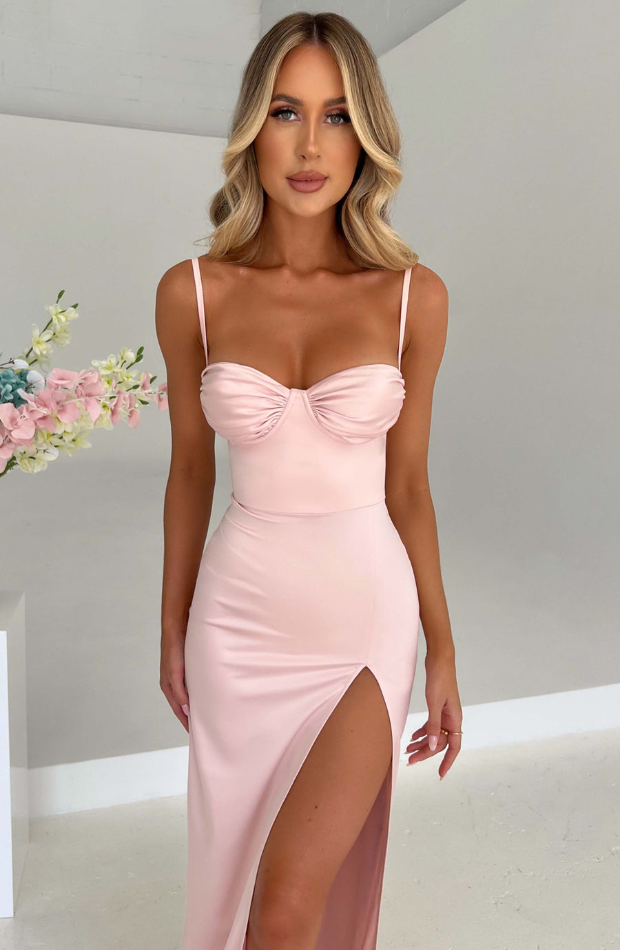 Luvrefashion | Blush Alora Maxi Dress in XS - side view