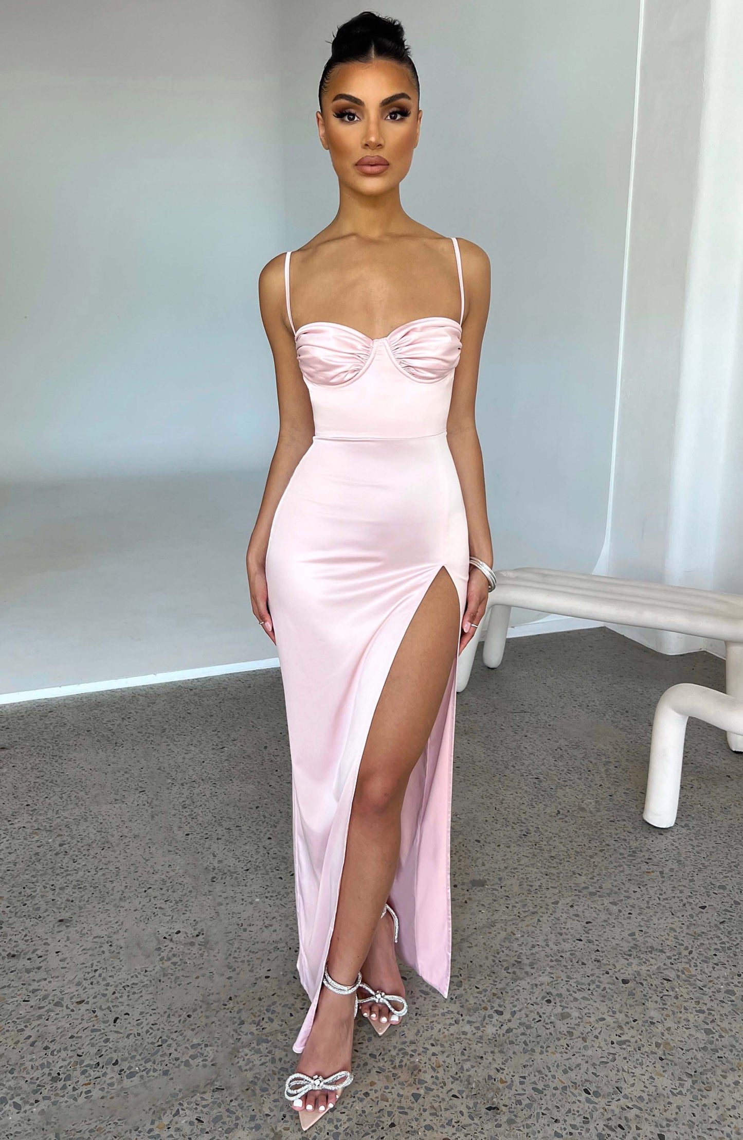 Luvrefashion | Blush Alora Maxi Dress in XS - styled look