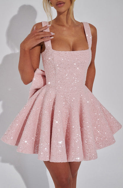 Luvrefashion | Blush Dorothy Mini Dress in XS - styled look