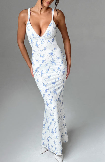 Luvrefashion | Caoimhe Blue Ditsy Print Maxi Dress in XS - styled look