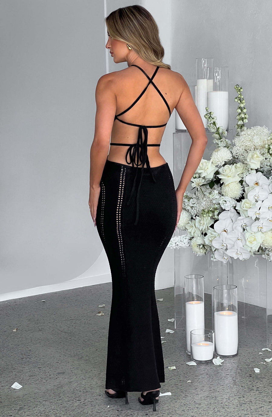 Luvrefashion | Delia Black Maxi Dress in XS - styled look