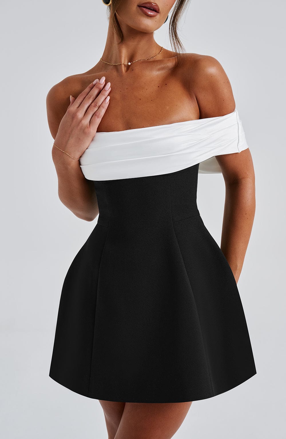 Luvrefashion | Delta Black and White Mini Dress in XS - detail view