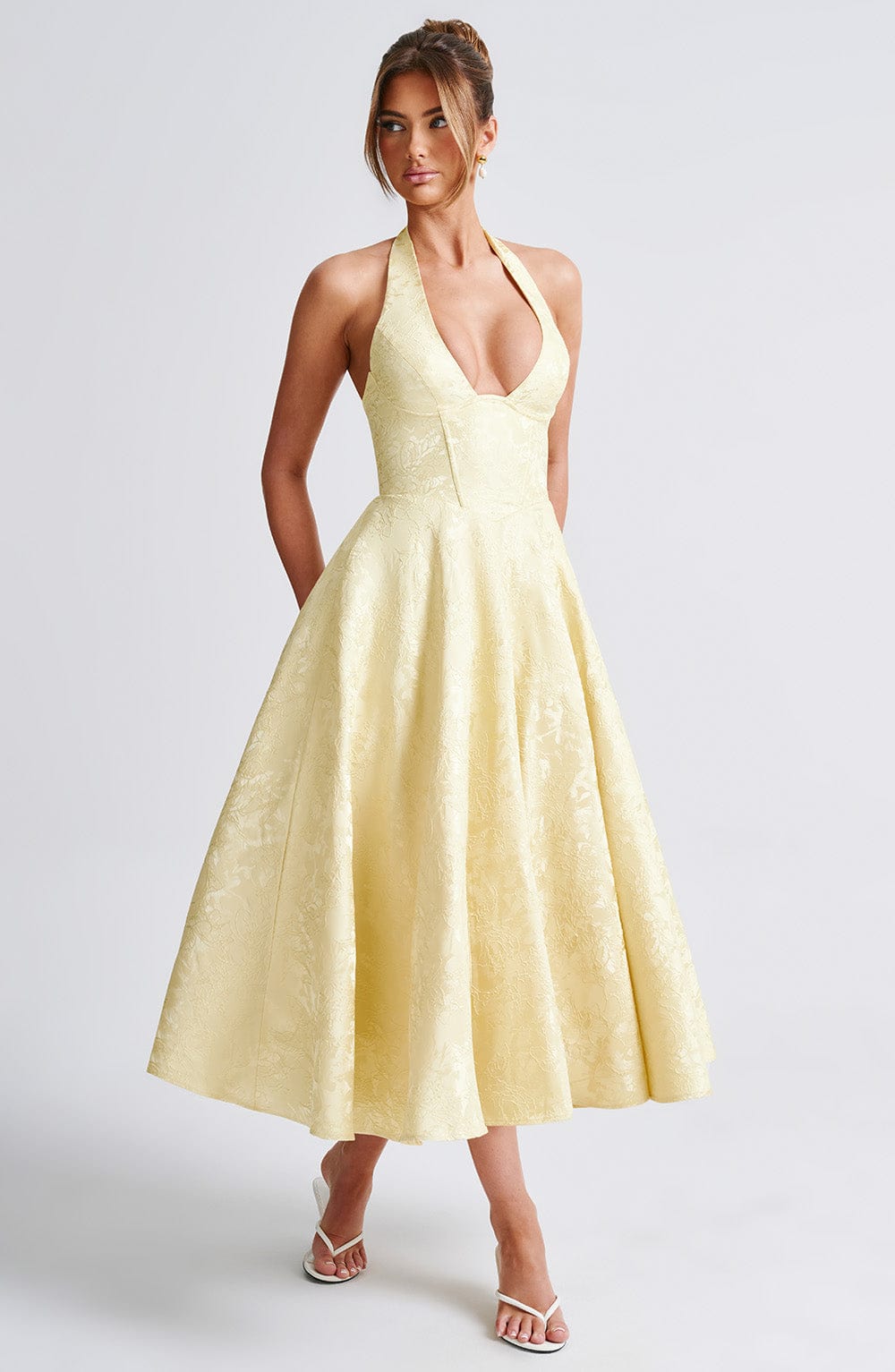 Luvrefashion | Effie Lemon Midi Dress in XS - styled look