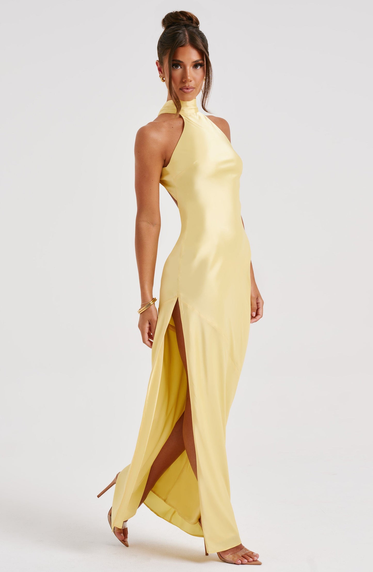 Luvrefashion | Etta Lemon Maxi Dress in XS - styled look