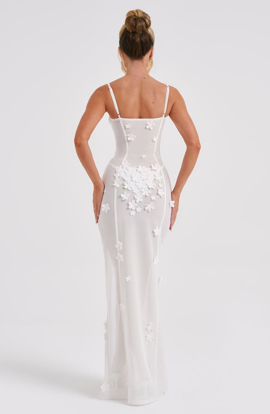 Luvrefashion | Ivory Dalary Maxi Dress in XS - styled look