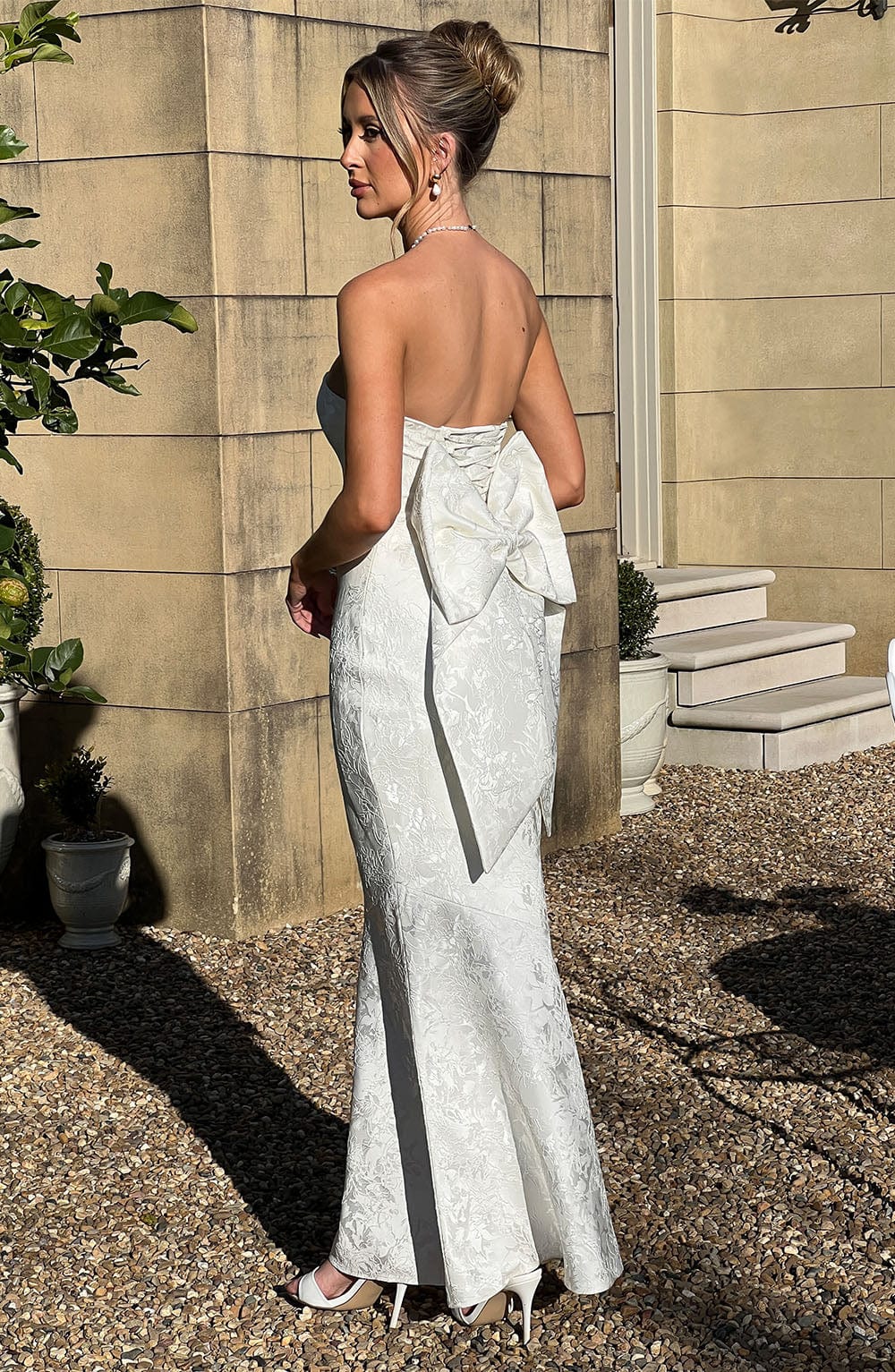 Luvrefashion | Ivory Felicity Maxi Dress in XS - image 7