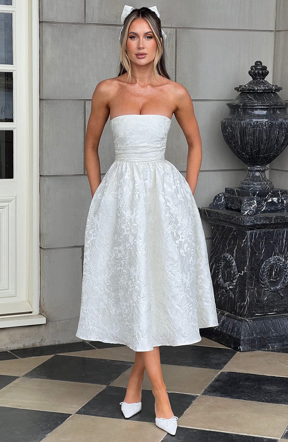 Luvrefashion | Ivory Saoirse Midi Dress in XS - back view