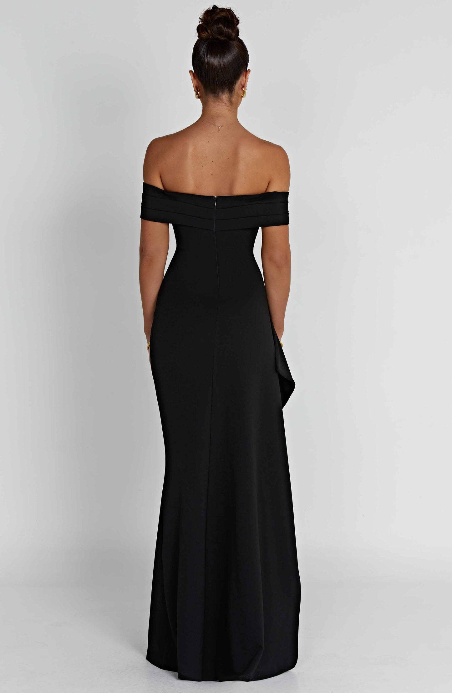 Luvrefashion | Joyce Black Maxi Dress in XS - styled look