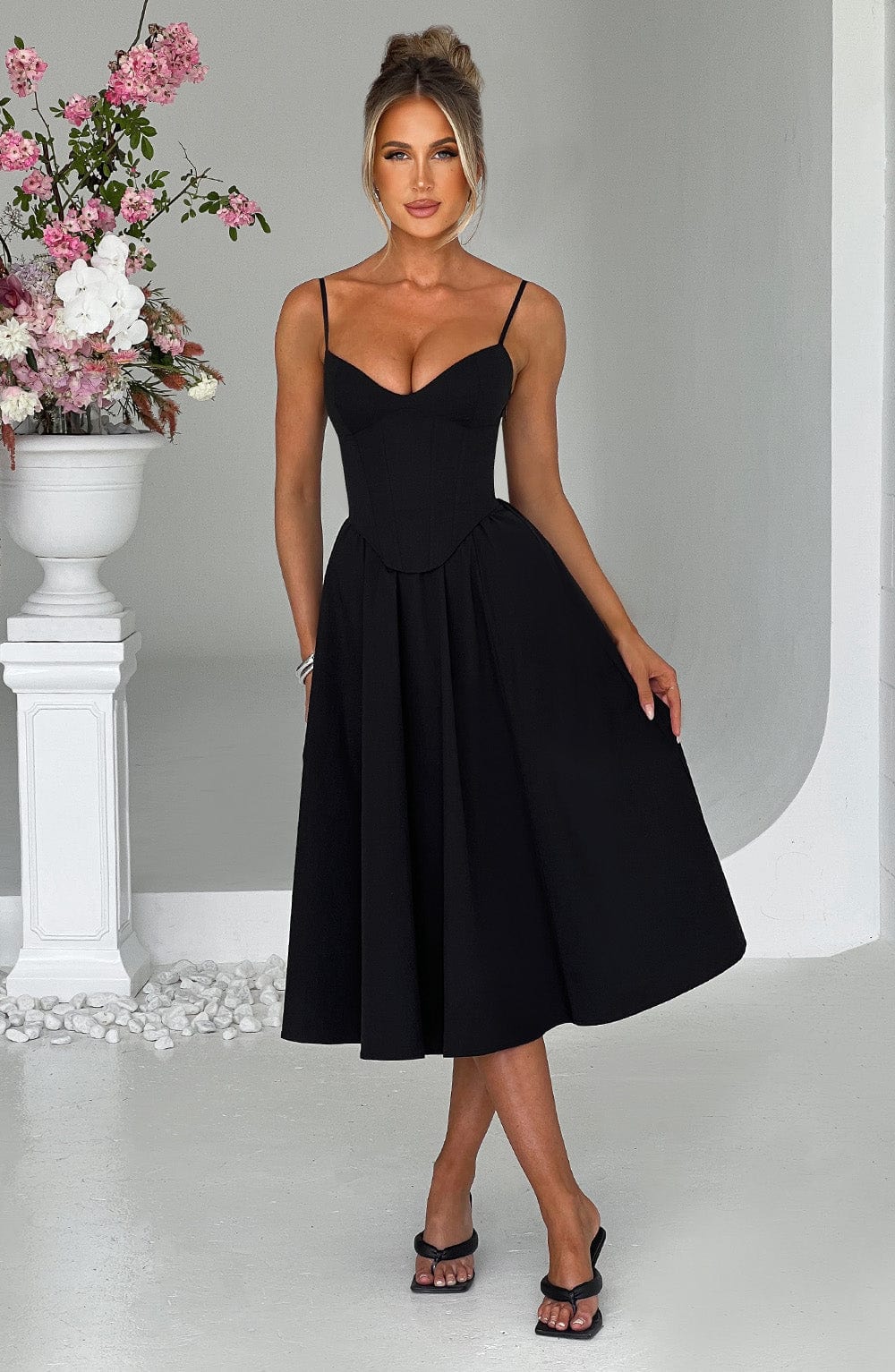 Luvrefashion | Mariella Black Midi Dress in XS - detail view
