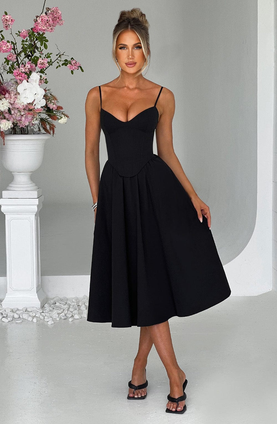 Luvrefashion | Mariella Black Midi Dress in XS - detail view