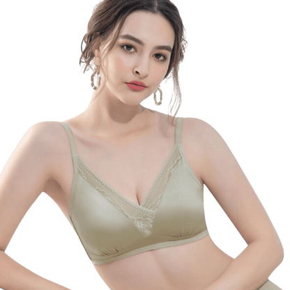 Lace Plunge Wire-Free Push-Up Bra with MagicLift™ Padding