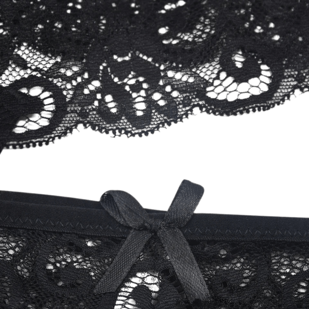 Low-Waist Lace G-String Women's Underwear with Transparent Detailing