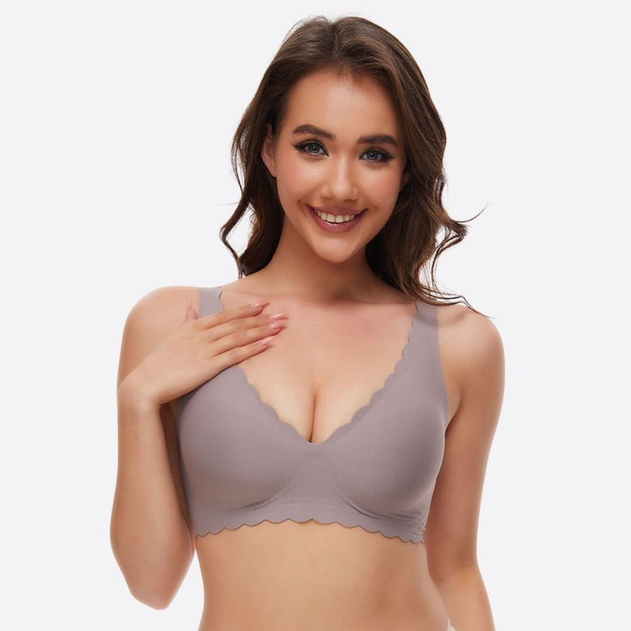 Magic Scallop Seamless Wireless Bra with Deep V Neckline