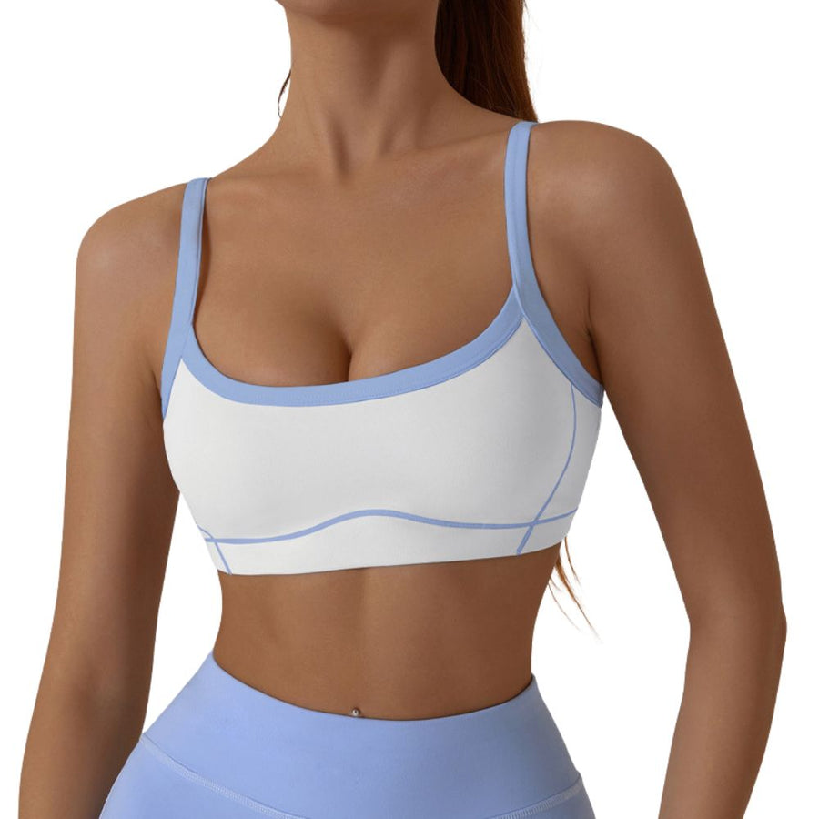 Magic Scoop Neck Padded Wire-Free Sports Bra