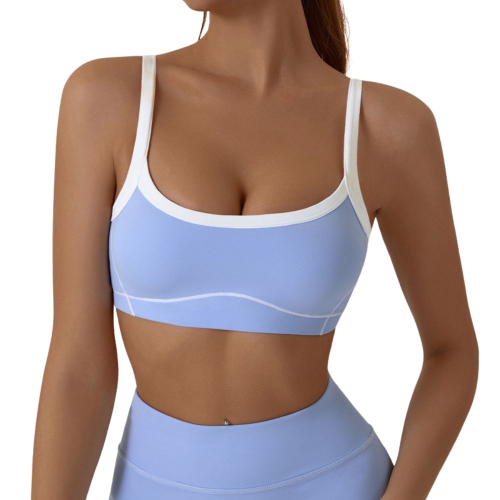 Magic Scoop Neck Padded Wire-Free Sports Bra