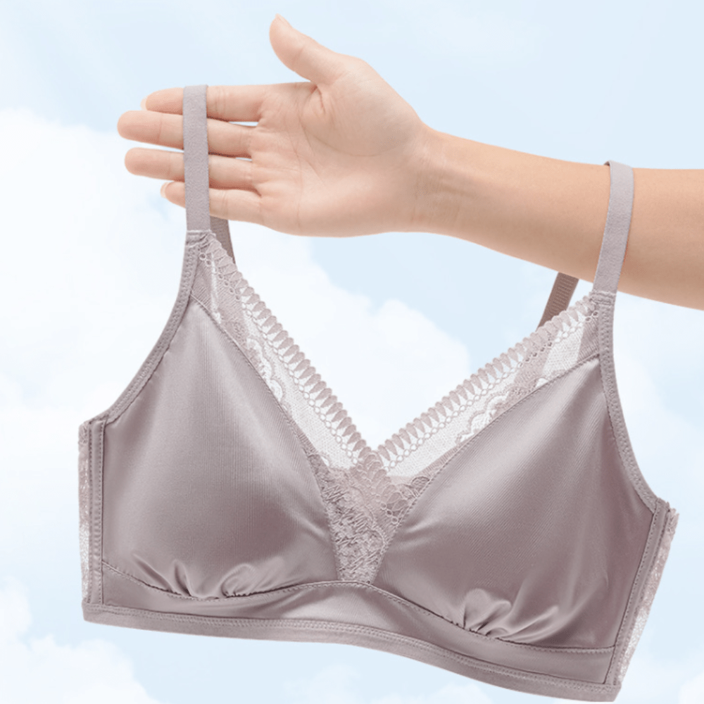 Lace Plunge Wire-Free Push-Up Bra with MagicLift™ Padding