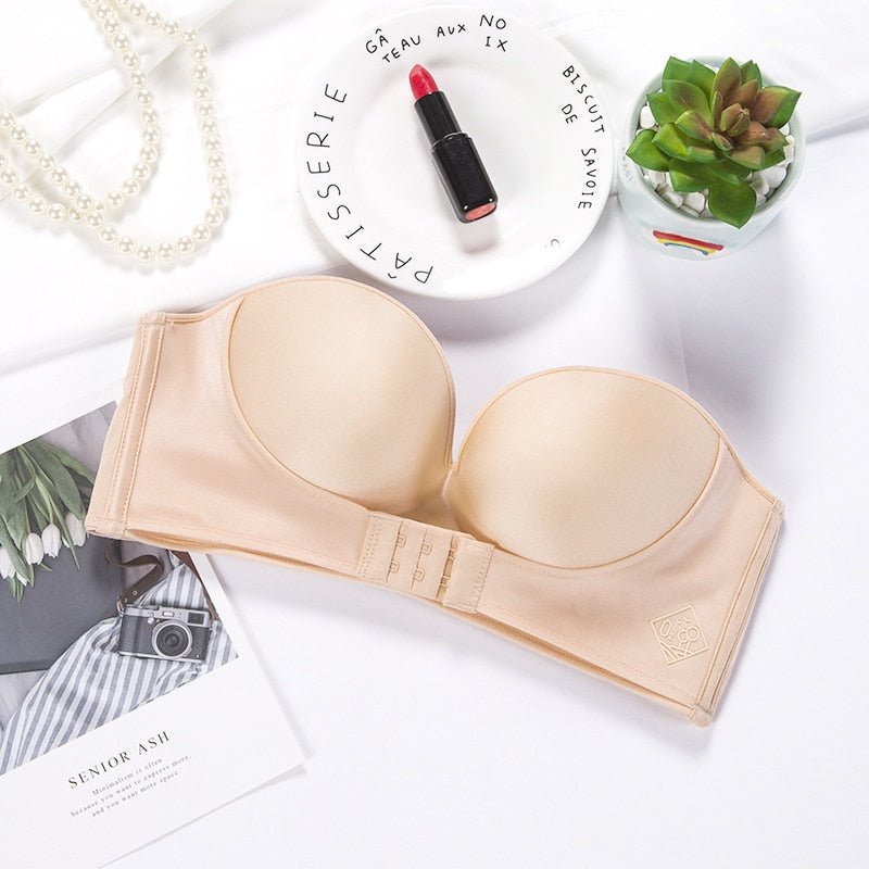 CloudSoft Front-Buckle Strapless Bra with Non-Slip Design