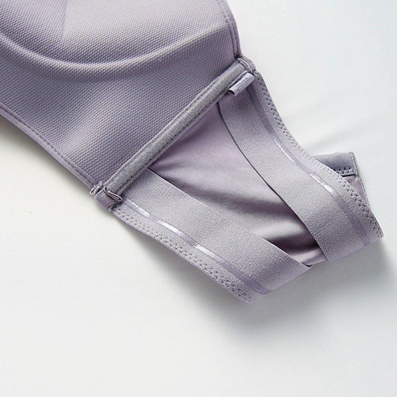 CloudSoft Front-Buckle Strapless Bra with Non-Slip Design
