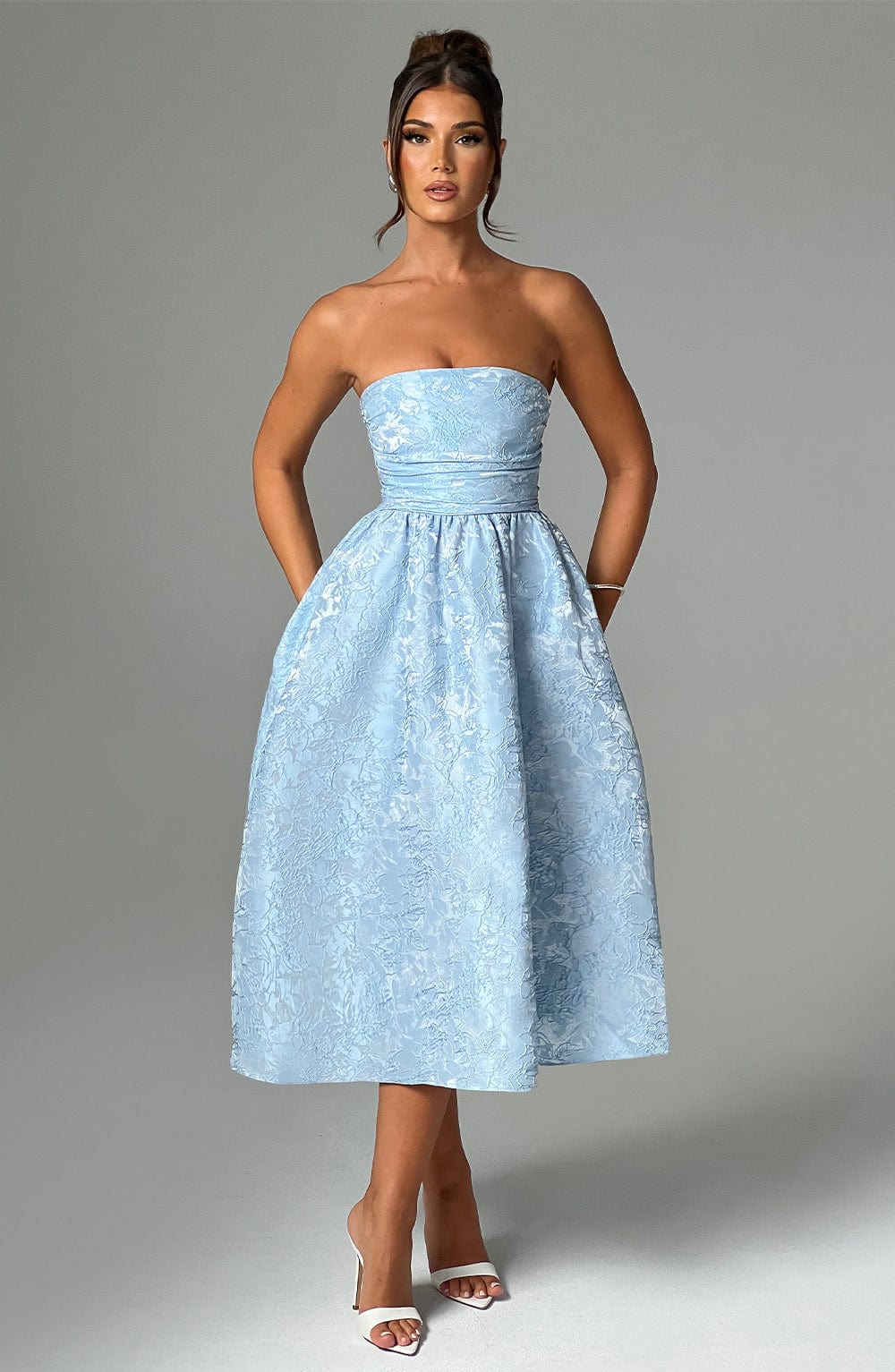 Chloe Blue Midi Sundress - Perfect for Summer