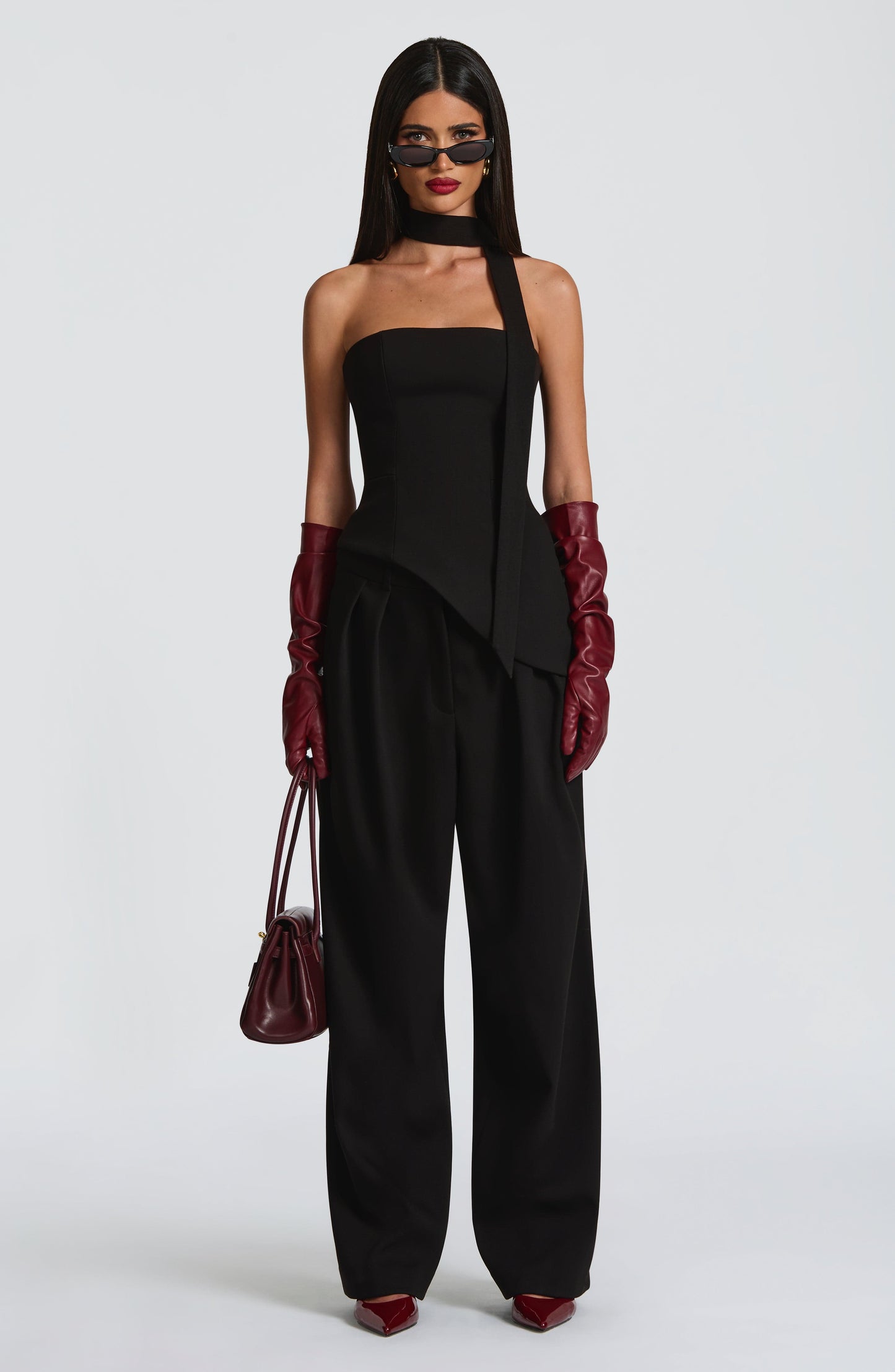 Chloe Black Sleeveless Top for Summer Fashion