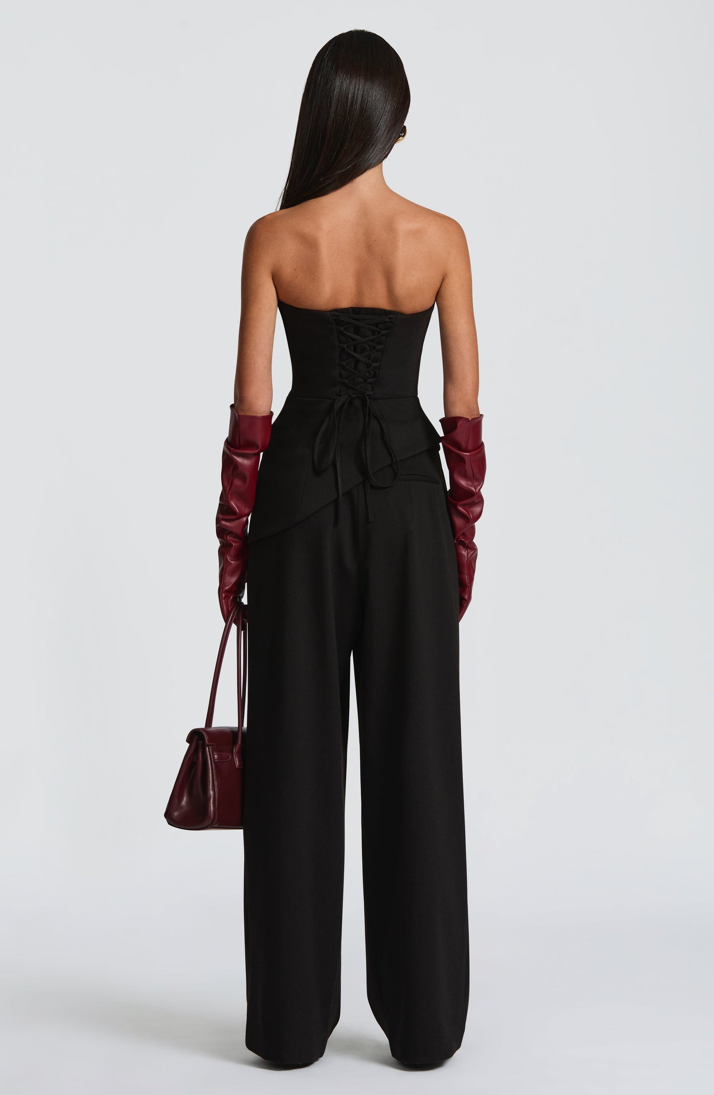 Chloe Black Sleeveless Top for Summer Fashion