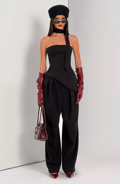 Chloe Black Sleeveless Top for Summer Fashion