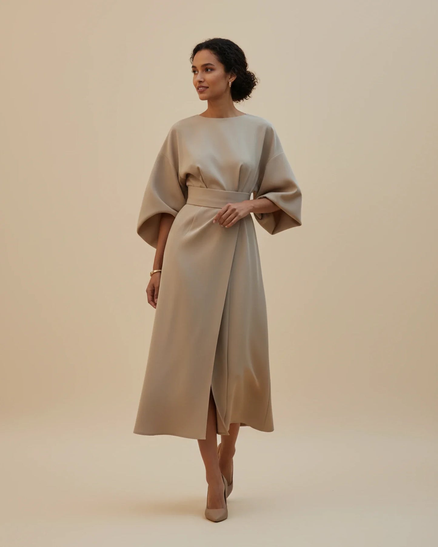 Luvrefashion | Chic Dress with Belt and Lantern Sleeves in Black - image 12