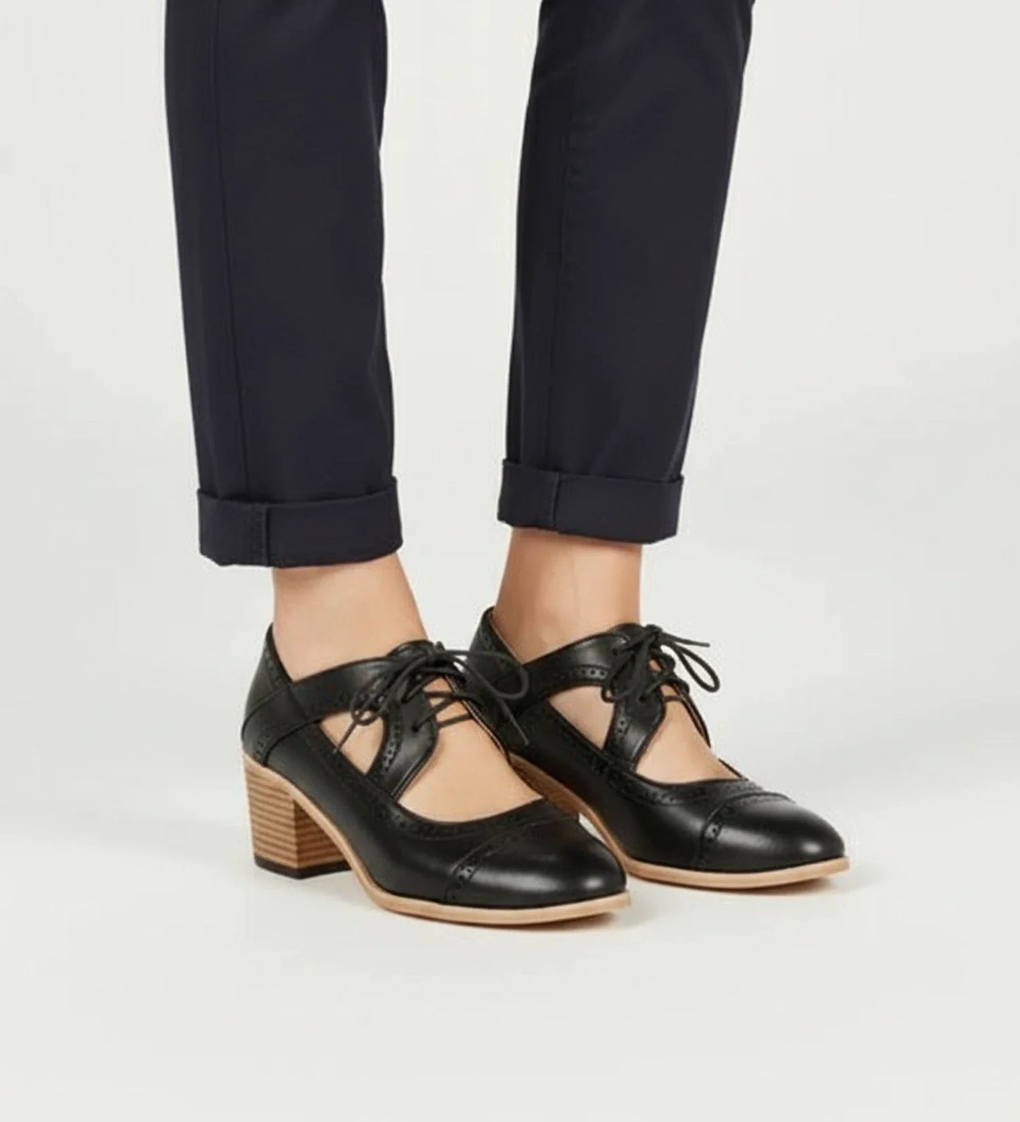 Luvrefashion | Ladies' Block Heel Oxford Lace Up Shoes in Black - side view