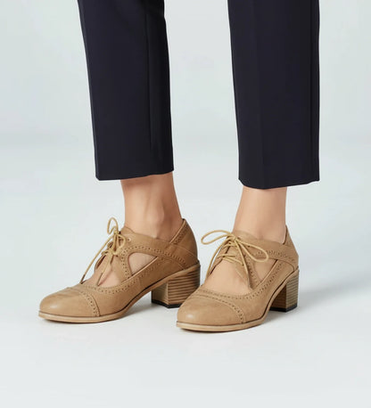 Luvrefashion | Ladies' Block Heel Oxford Lace Up Shoes in Black - image 9