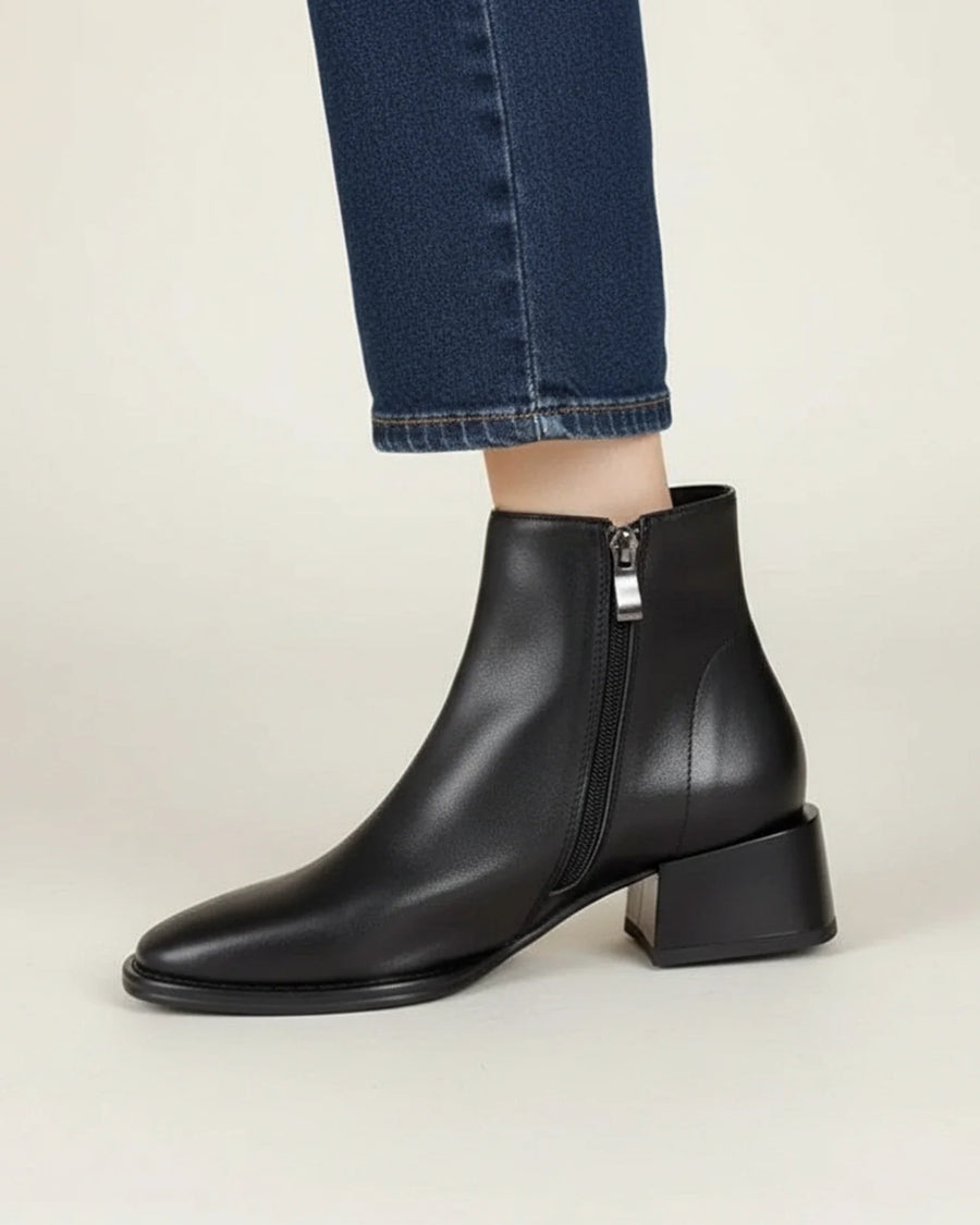Luvrefashion | Ladies' Ankle Boots with Pointed Toe Design in Brown - detail view