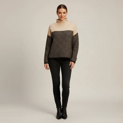 Luvrefashion | Ladies' Color Block Turtleneck Sweater in Navy Blue - detail view
